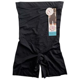 NWT SPANX Black Shaping shorts